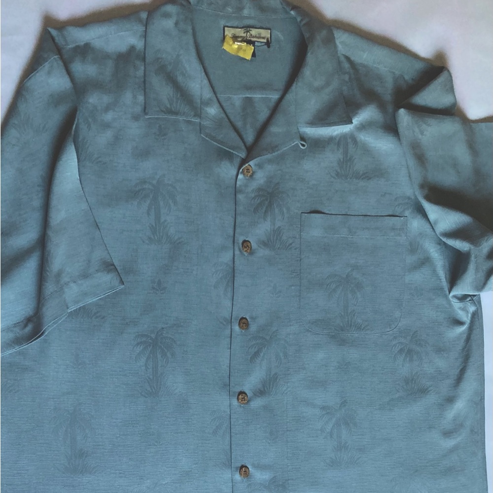 Tommy Bahama Mens XL 100% Silk Woven Palm Tree Pattern Camp Shirt Sage Green